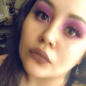 Meet your Posher, Destiny